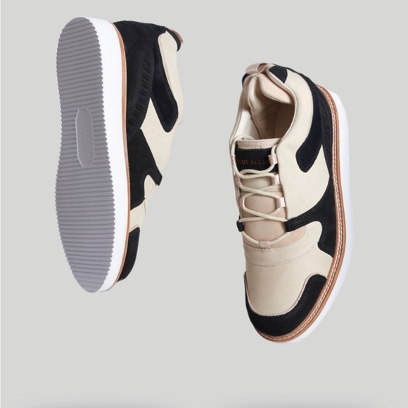 Marcus Alexander size 11. Retail price $330 NWOB - Picture 1 of 12